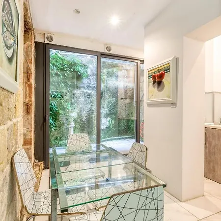 Apartmán Spacious, Lux 1br In The Capital, By 360 Estates